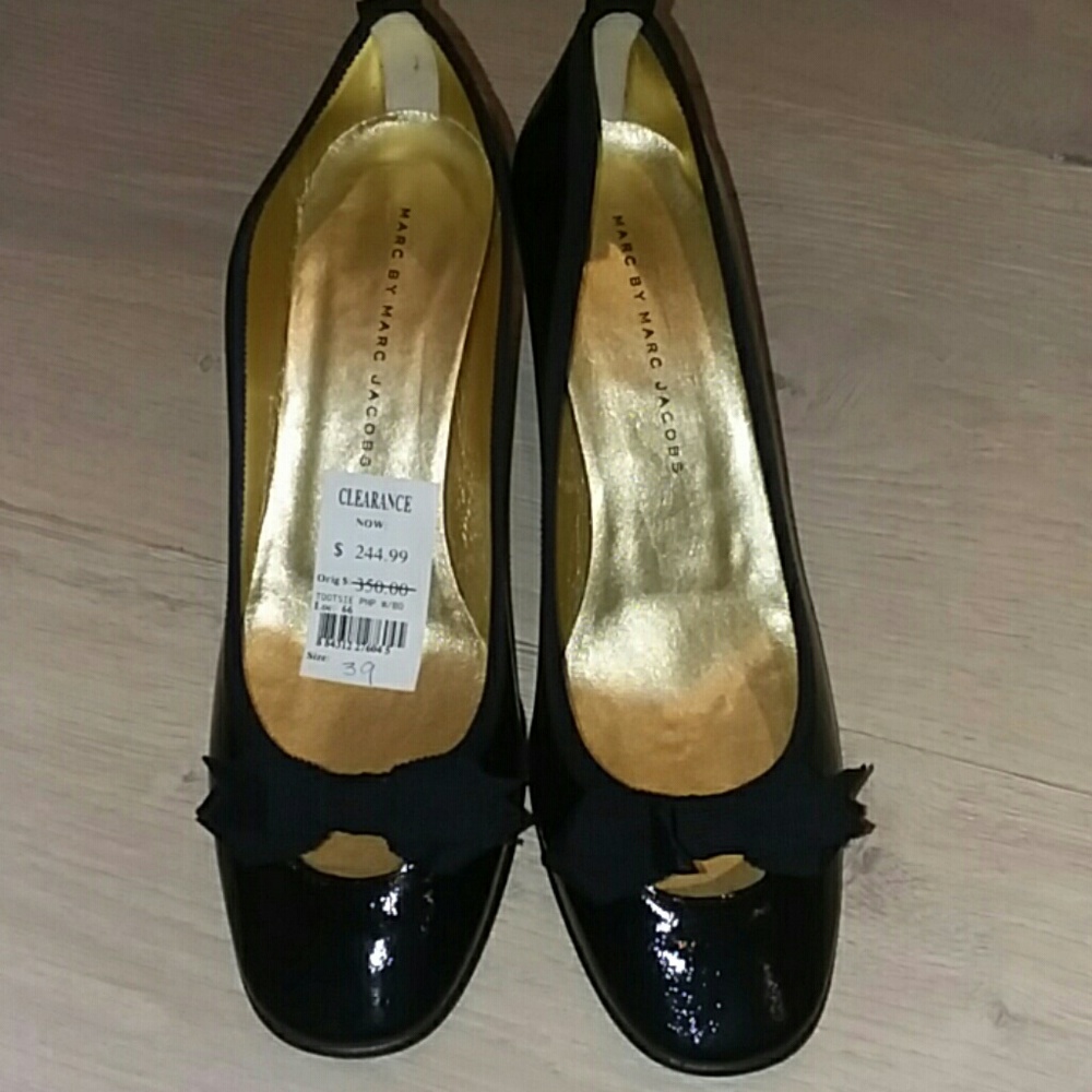 Marc by Marc Jacobs patent leather high heels